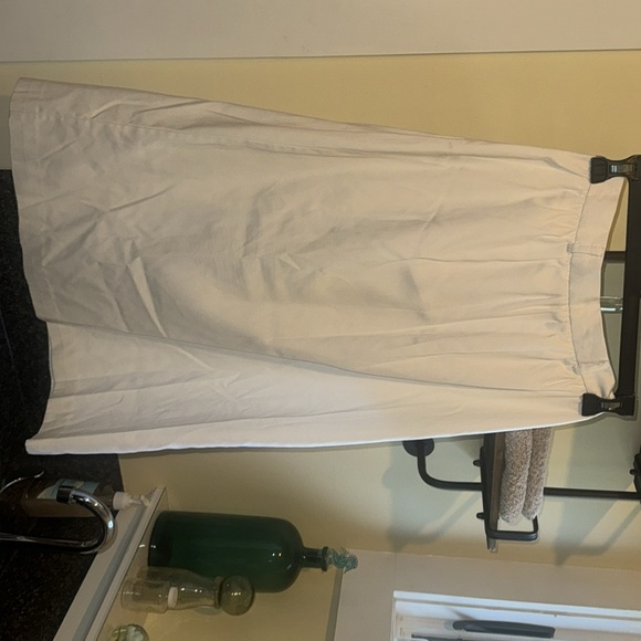 VINTAGE MS J BUTTON UP SKIRT WITH BELTLOOPS - Picture 4 of 5